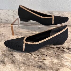 Vionic Flats Women's orthopedic Size 8.5